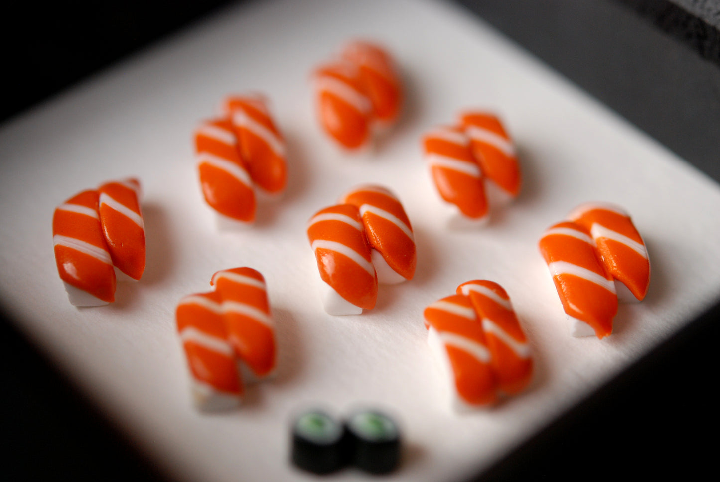 'Salmon Nigiri + Maki' (Small)