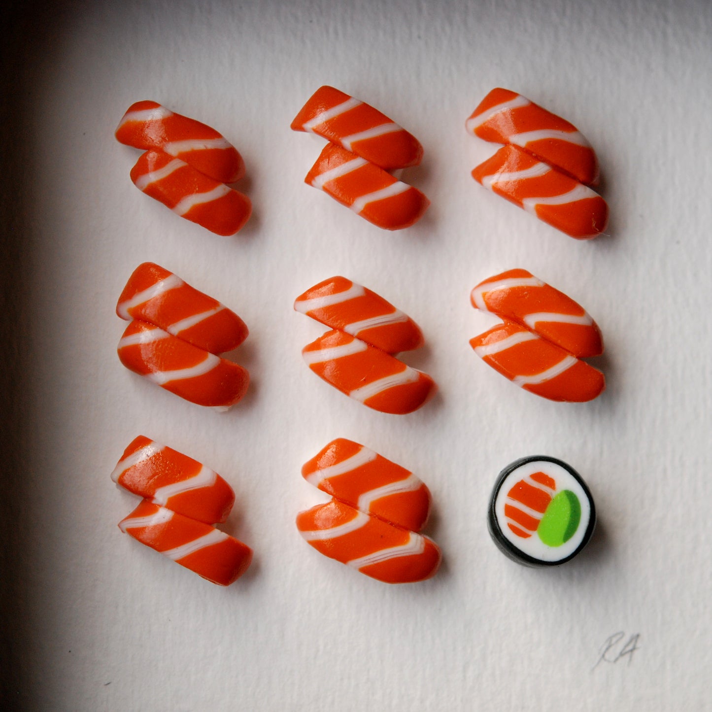 'Salmon Nigiri + Futomaki' (Small)