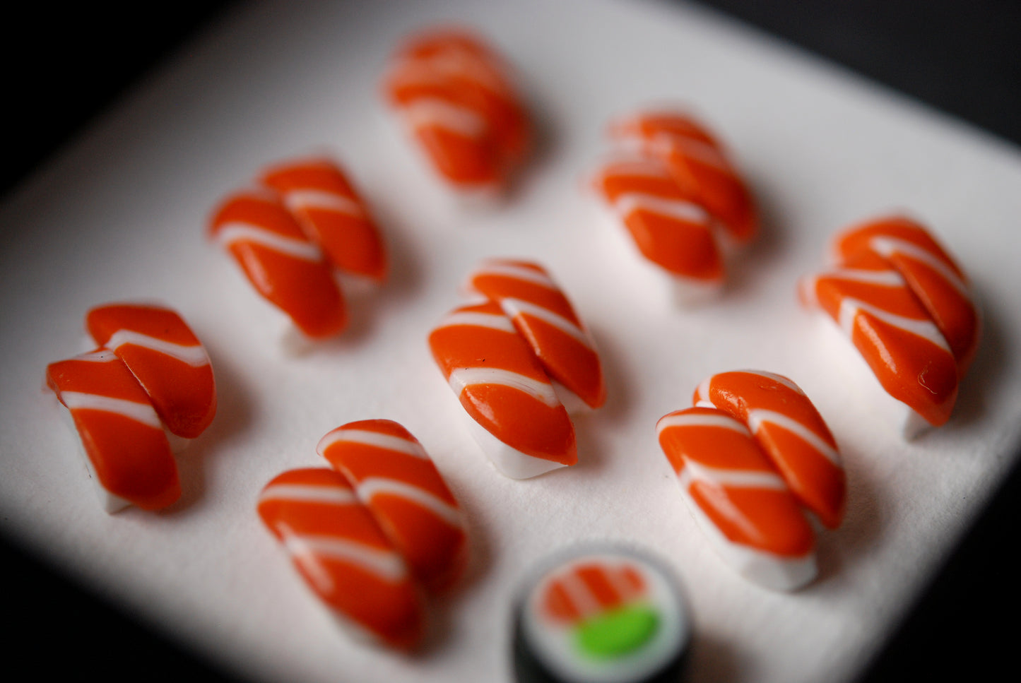 'Salmon Nigiri + Futomaki' (Small)
