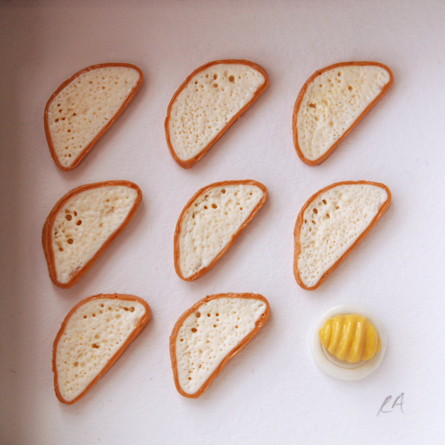 'Poppadoms or Bread' - (Small Pair)